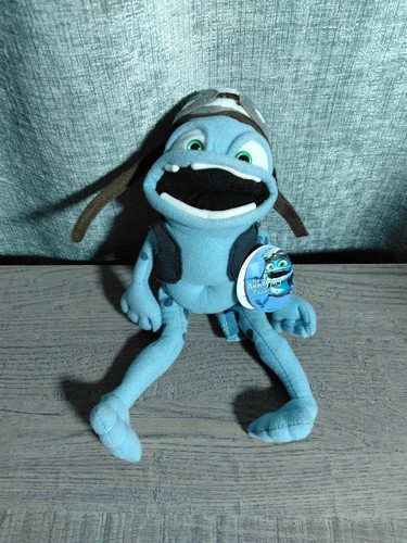 The annoying thing crazy - /,
