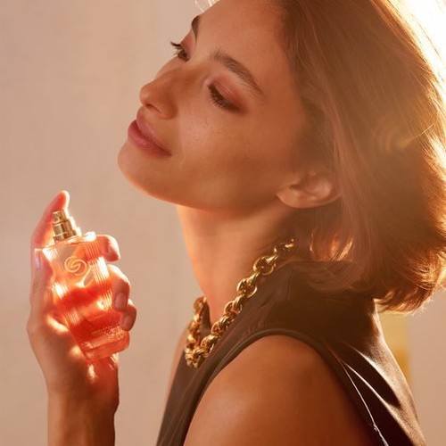 Oriflame giordani gold - gold, woman