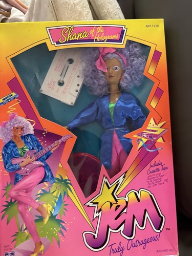 Jem and the holograms - jem,