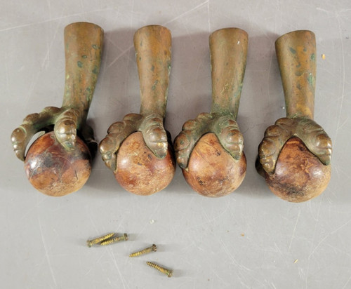 Brass eagle claw wood - brass,