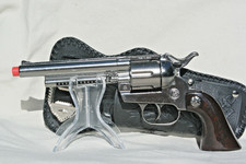 WESTERN Toy Gun Set with Badge