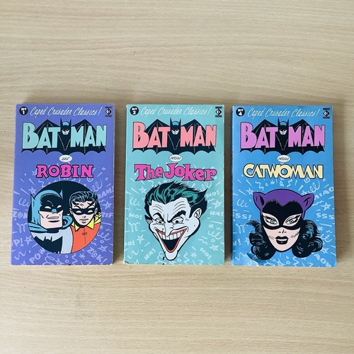 Titan books batman - books, caped