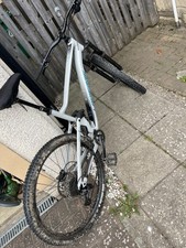 Lapierre Zesty AM4.9 XL Mountain Bike Carbon Frame Rock Shock.