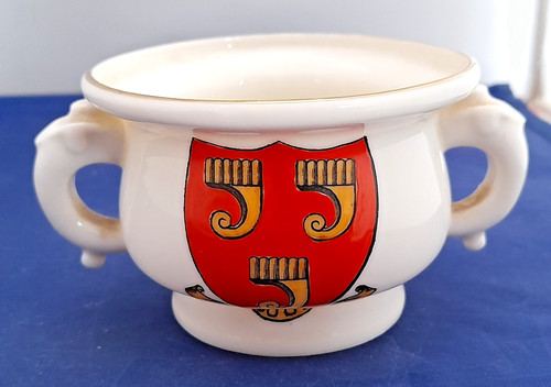 Goss crested ware - crested,