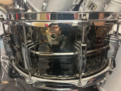 Ludwig black beauty hammered - black,