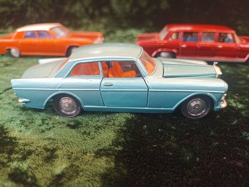 Dinky toys 170 - lincoln,, 127