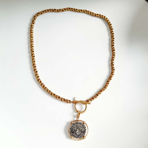 Zara tag pendant statement - 20",