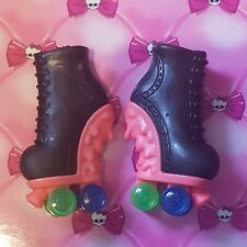 Monster High Doll Accessories Spares - Ghoulia Yelps Roller Maze Boots Skates