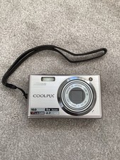 Nikon Coolpix S560 Digital Camera 10MP, 5x Optical Zoom, Silver