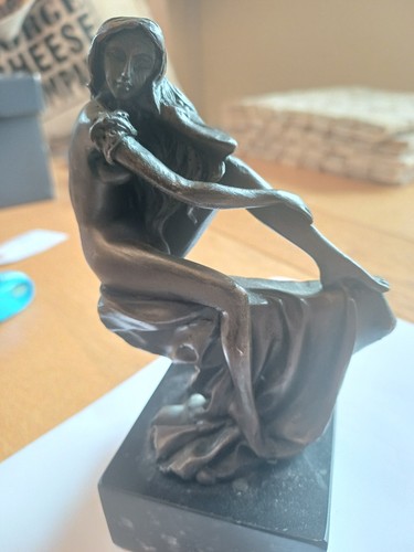 Bronze female nude milo - bronze,