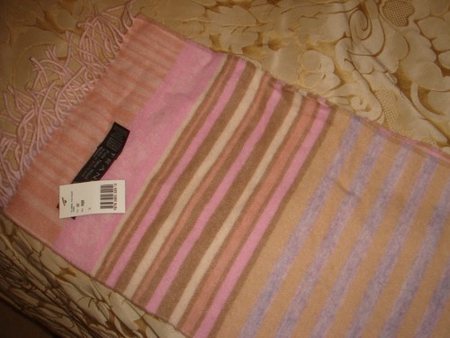 Bnwt tie rack 100 - tie, scarf
