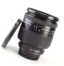 Nikon 200mm 5 - 28-200mm, f3.5-5.6
