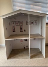 DESIGN A FRIEND DOLL HOUSE