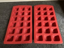 2x Flexible Rubber Ice Cubes Reusable Tray, Used In Good Condition