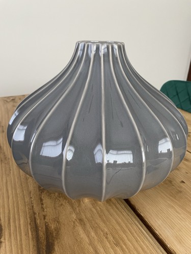 Dwell grey onion shape - onion,