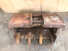 Digger Buckets Pin 30mm Whites 24" £150+vat B204 Mini Micro