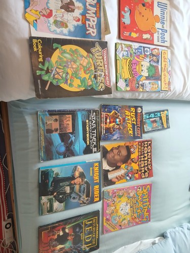 Job lot x11 - comics, books