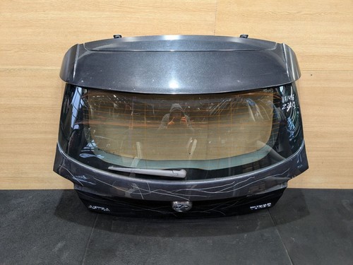 Vauxhall astra mk7 tailgate - vauxhall,