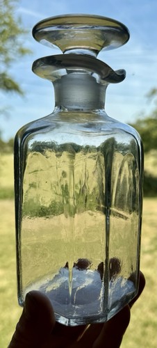C1830 square decanter with - square,