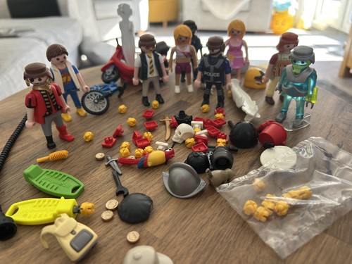 Playmobile figures and - playmobile, random