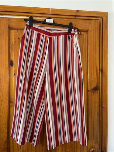 Ladies cropped trousers - ladies,
