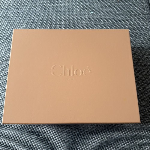 Authentic chloé shoes box - chloé,