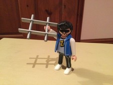 PLAYMOBIL 5689 Police Take Along Station - Bad guy figure