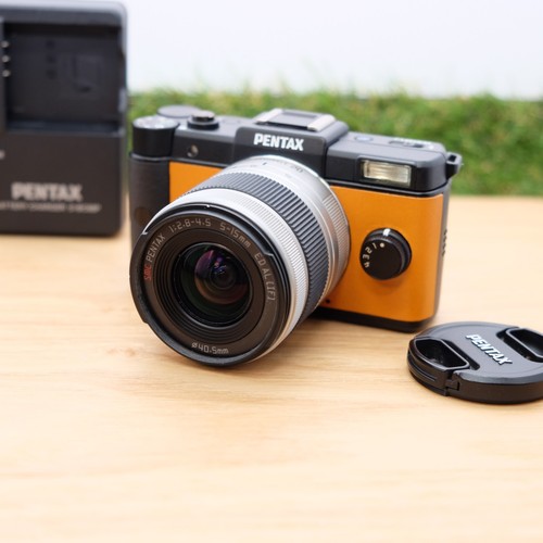 Pentax 4mp digital camera - pentax,