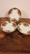 3x Royal Albert Old Country