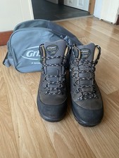 Mens Grisport Andes Waterproof Walking /Hiking Boots with Carry Bag.Size 43.VGC 