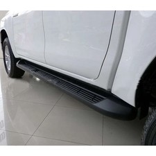 BLACK ALUMINIUM RUNNING BOARDS