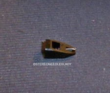 NSM 29 PAIR ELLIPTICAL DIAMOND