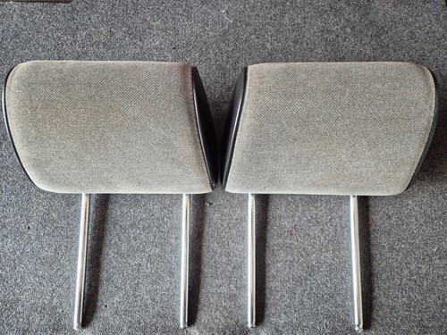 Bmw e30 front headrest set - bmw,