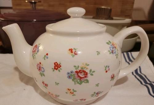 Cath kidston queens kitchen - ​cath,
