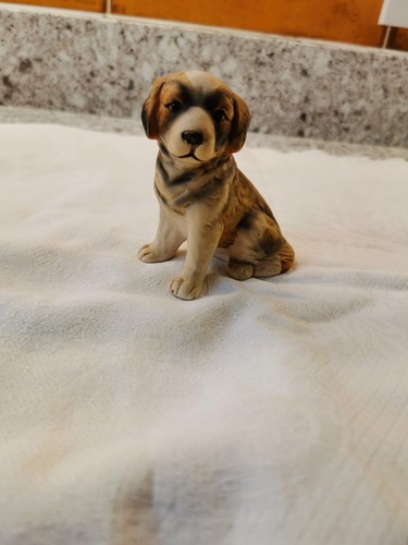 Bernard pup pottery - , figure