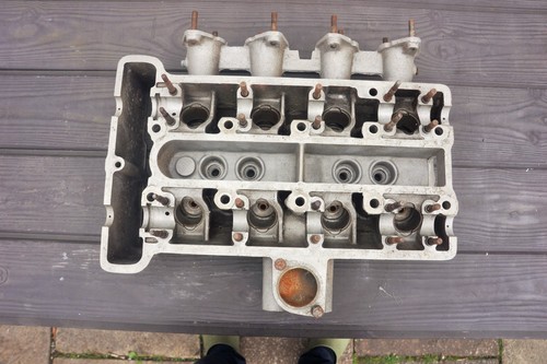 Lotus twin cam cylinder head - cam,