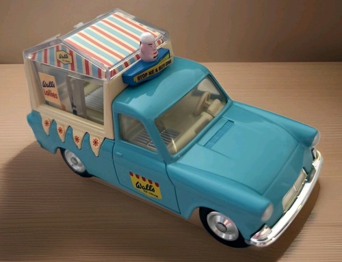 Corgi model club - club, ford