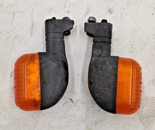 Pair turn signals bmw - signals, f