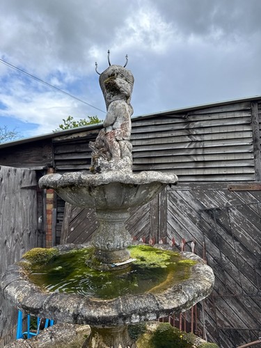 Stunning large vintage stone - stunning,