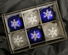 Hand Painted Glass Baubles 6