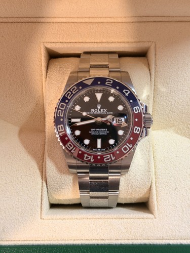 Rolex gmt master pepsi on - pepsi,