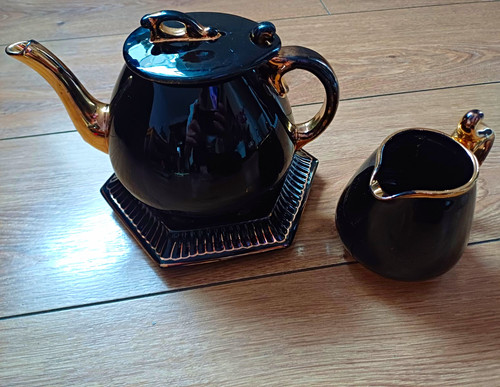 Vintage black glazed teapot - vintage,