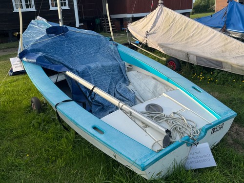 Wayfarer sailing dinghy 2 - sailing, mk