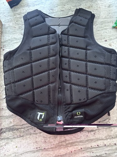 Champion ti22 body protector - body,