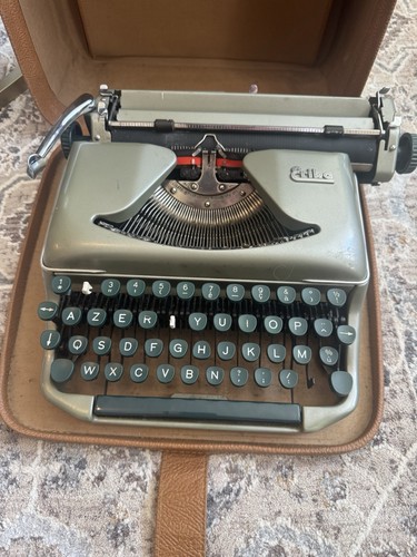 Vintage erika portable - vintage,