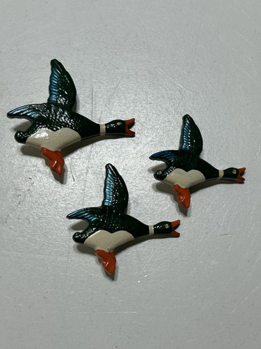 Vintage flying duck brooch set - flying,