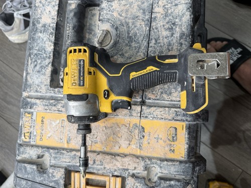 Dewalt dcf809 18v brushless - 18v, xr