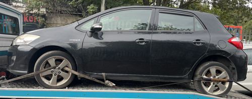 Toyota auris hybrid - toyota,