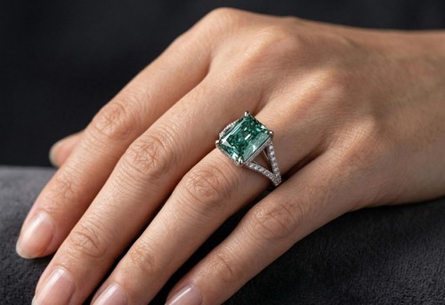 9ct sterling silver cocktail - 9ct,