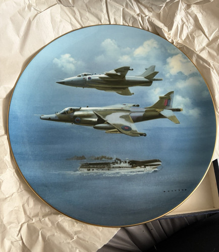 Coalport raf harrier 1987 bone - coalport,